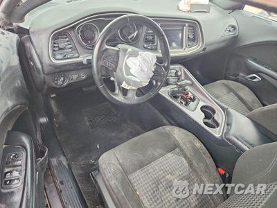 Zdjęcie 8 z 13 samochodu: 2021 DODGE CHALLENGER SXT VIN:2C3CDZAG1MH623408 - miniatura