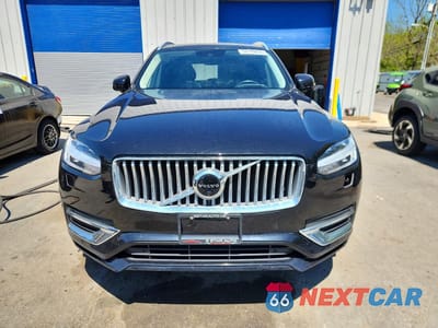 Piąte zdjęcie samochodu w środku: 2021 VOLVO XC90 T8 RECHARGE INSCRIPTION VIN:YV4BR0CL8M1760484 - miniatura