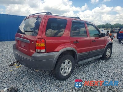 Trzecie zdjęcie samochodu z tyłu: 2006 FORD ESCAPE XLT VIN:1FMYU03126KA31111 - miniatura