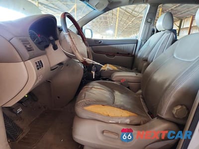 Zdjęcie 7 z 13 samochodu: 2004 TOYOTA SIENNA XLE LIMITED 7 PASSENGER VIN:5TDZA22C64S155923 - miniatura