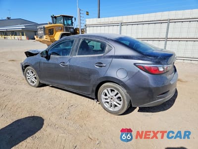 Drugie zdjęcie samochodu z przodu: 2016 SCION IA BASE VIN:3MYDLBZV7GY114047 - miniatura