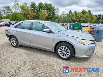Czwarte zdjęcie samochodu z boku: 2015 TOYOTA CAMRY HYBRID LE VIN:4T1BD1FK5FU172890 - miniatura