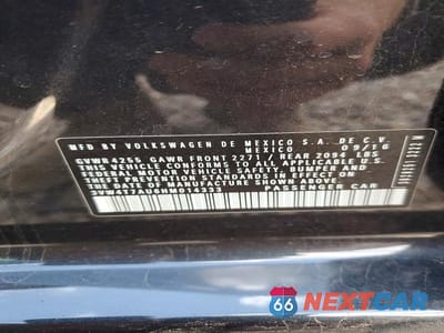 Zdjęcie 12 z 12 samochodu: 2017 VOLKSWAGEN GTI S VIN:3VW4T7AU6HM014333 - miniatura