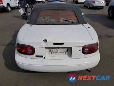 Zdjęcie 6 z 12 samochodu: 1993 MAZDA MX-5 MIATA VIN:JM1NA3517P0409998 - miniatura