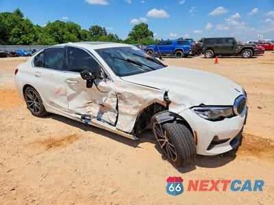 Czwarte zdjęcie samochodu z boku: 2019 BMW 330I VIN:WBA5R1C52KAK09064 - miniatura