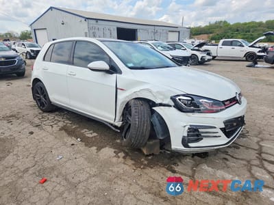 Czwarte zdjęcie samochodu z boku: 2020 VOLKSWAGEN GTI S VIN:3VW5T7AU0LM007617 - miniatura