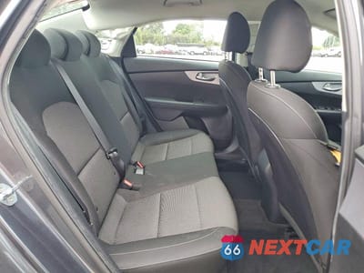 Zdjęcie 10 z 12 samochodu: 2022 KIA FORTE FE VIN:3KPF24AD3NE426017 - miniatura