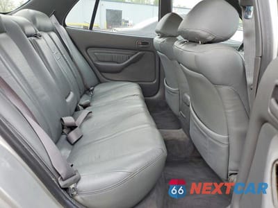 Zdjęcie 10 z 12 samochodu: 1993 TOYOTA CAMRY LE VIN:JT2SK12E9P0119153 - miniatura