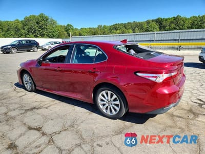 Drugie zdjęcie samochodu z przodu: 2019 TOYOTA CAMRY LE VIN:4T1B11HK8KU747922 - miniatura