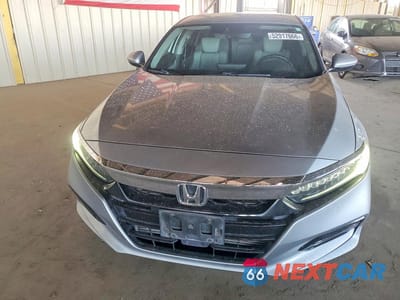 Piąte zdjęcie samochodu w środku: 2018 HONDA ACCORD TOURING VIN:1HGCV1F90JA069441 - miniatura