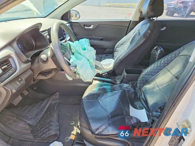 Zdjęcie 7 z 12 samochodu: 2019 KIA RIO VIN:3KPA24ABXKE233769 - miniatura