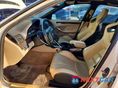 Zdjęcie 7 z 12 samochodu: 2005 BMW 325 I VIN:WBAET37425NJ85442 - miniatura