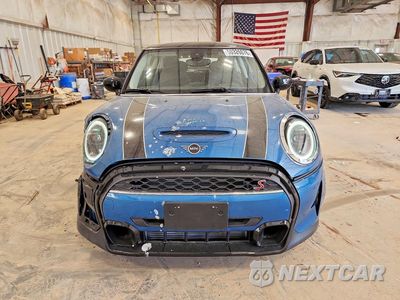 Piąte zdjęcie samochodu w środku: 2024 MINI COOPER S VIN:WMW53DH03R2V57346 - miniatura