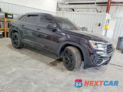 Czwarte zdjęcie samochodu z boku: 2026 VOLKSWAGEN ATLAS CROSS SPORT SEL R-LINE BLACK VIN:1V2AC2CA8TC219561 - miniatura
