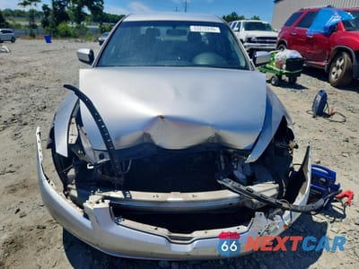 Piąte zdjęcie samochodu w środku: 2005 HONDA ACCORD LX VIN:3HGCM56455G708676 - miniatura