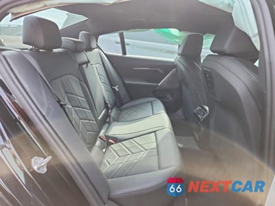 Zdjęcie 10 z 12 samochodu: 2025 BMW 540 XI VIN:WBA63FJ05SCT38348 - miniatura