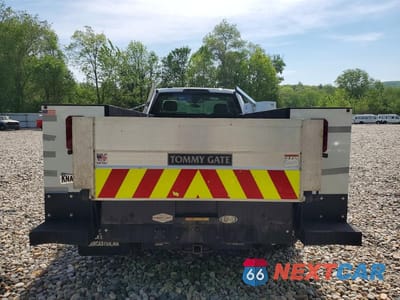 Zdjęcie 6 z 12 samochodu: 2021 FORD F350 SUPER DUTY VIN:1FDRF3H68MED50142 - miniatura