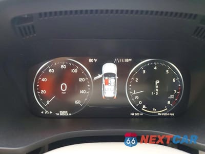Zdjęcie 9 z 13 samochodu: 2018 VOLVO XC60 T5 MOMENTUM VIN:YV4102RK2J1090510 - miniatura