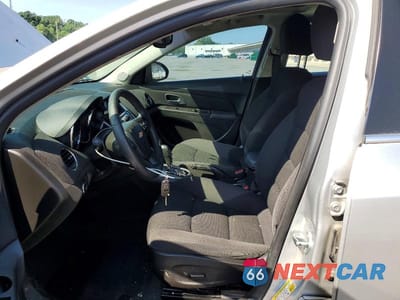 Zdjęcie 7 z 12 samochodu: 2015 CHEVROLET CRUZE LT VIN:1G1PC5SB0F7242894 - miniatura