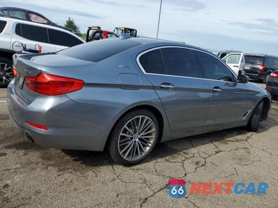 Trzecie zdjęcie samochodu z tyłu: 2018 BMW 530E VIN:WBAJA9C51JB034089 - miniatura