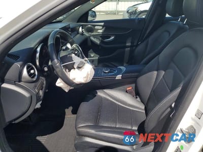 Zdjęcie 7 z 12 samochodu: 2020 MERCEDES-BENZ C 300 4MATIC VIN:W1KWF8EB6LR575842 - miniatura