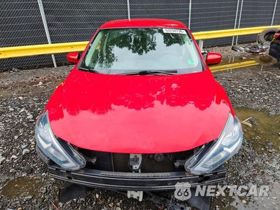 Piąte zdjęcie samochodu w środku: 2018 NISSAN SENTRA SV VIN:3N1AB7AP0JL614315 - miniatura