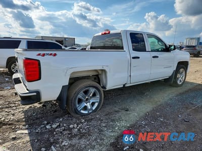 Trzecie zdjęcie samochodu z tyłu: 2019 CHEVROLET SILVERADO LD K1500 CUSTOM VIN:2GCVKMEC3K1196694 - miniatura