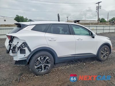 Trzecie zdjęcie samochodu z tyłu: 2024 KIA SPORTAGE EX VIN:5XYK33DF8RG169142 - miniatura