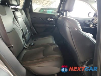 Zdjęcie 11 z 13 samochodu: 2017 JEEP CHEROKEE TRAILHAWK VIN:1C4PJMBS8HW538651 - miniatura