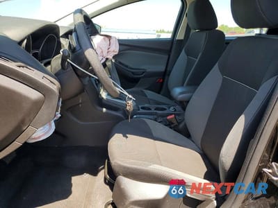 Zdjęcie 7 z 12 samochodu: 2013 FORD FOCUS SE VIN:1FADP3F25DL274716 - miniatura