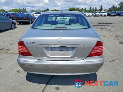 Zdjęcie 6 z 12 samochodu: 2005 MERCEDES-BENZ S 500 VIN:WDBNG75J85A442021 - miniatura