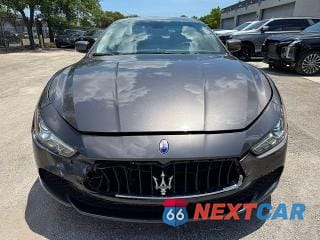 Piąte zdjęcie samochodu w środku: 2015 MASERATI GHIBLI VIN:ZAM57XSA9F1134858 - miniatura