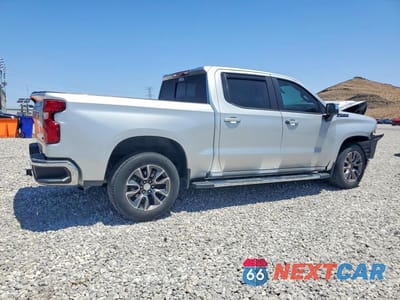 Trzecie zdjęcie samochodu z tyłu: 2021 CHEVROLET SILVERADO C1500 LT VIN:3GCPWCET1MG208536 - miniatura