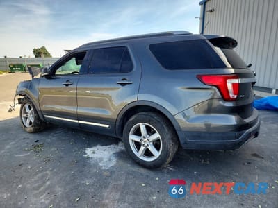 Drugie zdjęcie samochodu z przodu: 2019 FORD EXPLORER XLT VIN:1FM5K7D89KGA09360 - miniatura