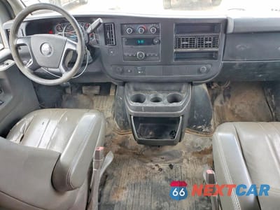 Zdjęcie 8 z 13 samochodu: 2011 GMC SAVANA G2500 VIN:1GTW7FCG4B1100424 - miniatura