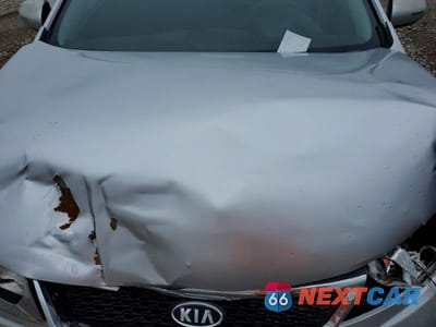 Zdjęcie 11 z 12 samochodu: 2011 KIA FORTE EX VIN:KNAFU5A26B5332197 - miniatura