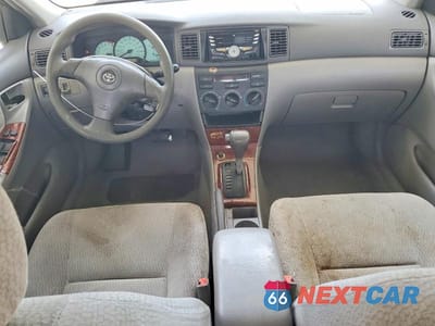 Zdjęcie 8 z 12 samochodu: 2003 TOYOTA COROLLA LE VIN:1NXBR32E13Z131004 - miniatura
