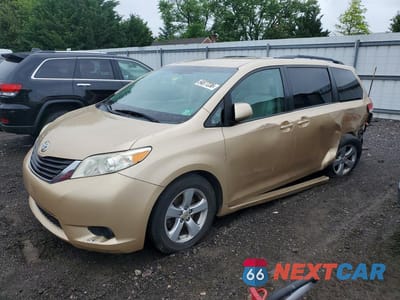 2012 TOYOTA SIENNA LE 5TDKK3DC4CS194512 - główne zdjęcie licytacji z USA - miniatura