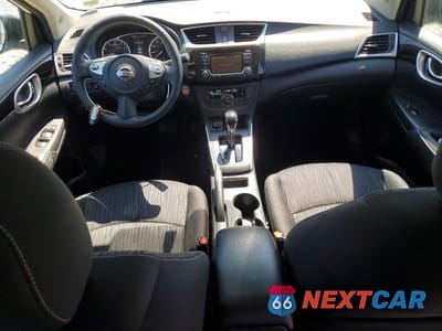 Zdjęcie 8 z 12 samochodu: 2018 NISSAN SENTRA SV VIN:3N1AB7AP1JY257794 - miniatura