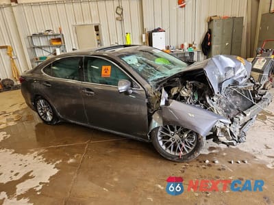 Czwarte zdjęcie samochodu z boku: 2018 LEXUS ES 350 VIN:58ABK1GGXJU093667 - miniatura
