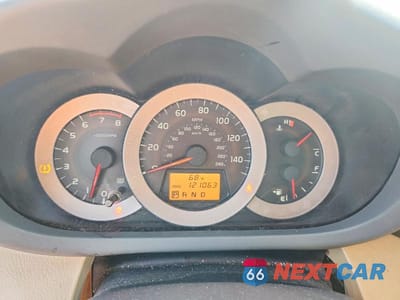 Zdjęcie 9 z 12 samochodu: 2012 TOYOTA RAV4 LIMITED VIN:JTMDK4DV5C5109795 - miniatura