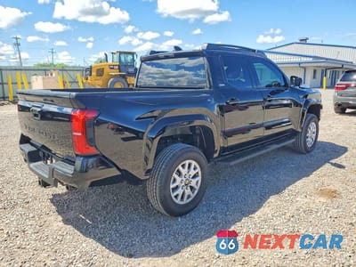 Trzecie zdjęcie samochodu z tyłu: 2025 TOYOTA TACOMA DOUBLE CAB VIN:3TYLB5JN5ST094749 - miniatura