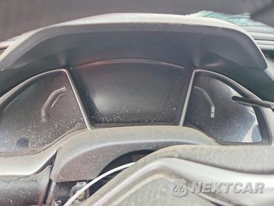 Zdjęcie 9 z 12 samochodu: 2018 HONDA CIVIC EX VIN:2HGFC2F83JH506107 - miniatura
