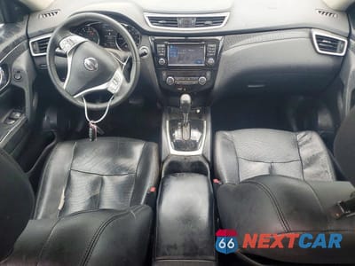 Zdjęcie 8 z 12 samochodu: 2016 NISSAN ROGUE SL VIN:5N1AT2MT9GC870250 - miniatura