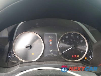 Zdjęcie 9 z 12 samochodu: 2019 LEXUS IS 300 VIN:JTHC81D21K5037411 - miniatura