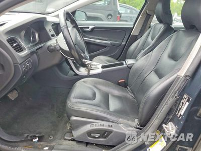 Zdjęcie 7 z 12 samochodu: 2015 VOLVO S60 PREMIER+ VIN:YV1612TC1F1315606 - miniatura