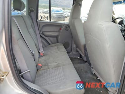 Zdjęcie 10 z 12 samochodu: 2005 JEEP LIBERTY SPORT VIN:1J4GL48K05W717516 - miniatura