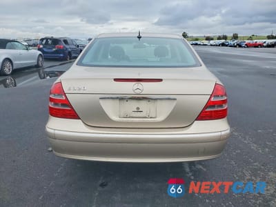 Zdjęcie 6 z 12 samochodu: 2005 MERCEDES-BENZ E 320 VIN:WDBUF65J55A612117 - miniatura