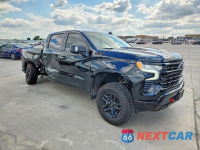 Czwarte zdjęcie samochodu z boku: 2024 CHEVROLET SILVERADO K1500 LT TRAIL BOSS VIN:3GCUDFED5RG301179 - miniatura