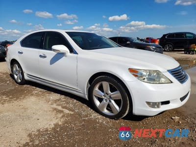 Czwarte zdjęcie samochodu z boku: 2010 LEXUS LS 460 VIN:JTHBL5EFXA5092019 - miniatura